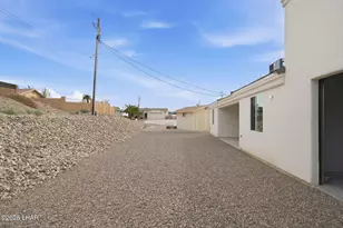 3127 Iroquois, Lake Havasu City, AZ 86404 - Photo 43