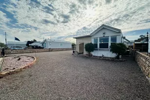 200 N Moon Mountain Ave, Quartzsite, AZ 85346 - Photo 5