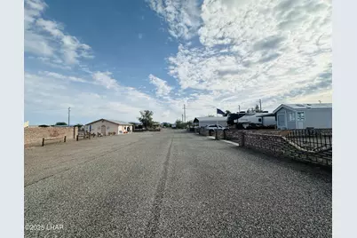 200 N Moon Mountain Ave #38, Quartzsite, AZ 85346 - Photo 39