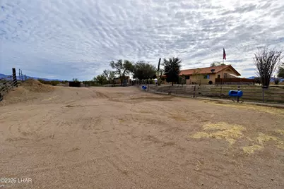 16722 S Lawton Rd, Yucca, AZ 86438 - Photo 23