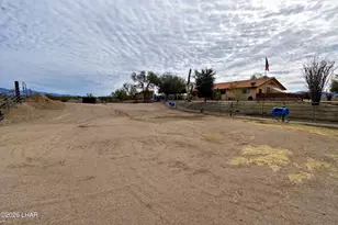 16722 S Lawton Rd, Yucca, AZ 86438 - Photo 23