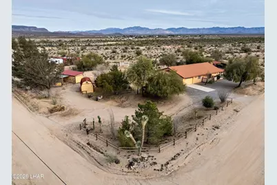 16722 S Lawton Rd, Yucca, AZ 86438 - Photo 1