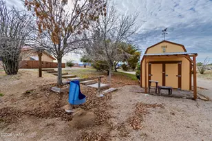 16722 S Lawton Rd, Yucca, AZ 86438 - Photo 27