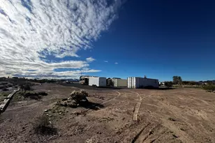 28531 Ron Dee Ct, Bouse, AZ 85325 - Photo 9