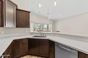 640 Grand Island Dr, Lake Havasu City, AZ 86403 - Photo 23