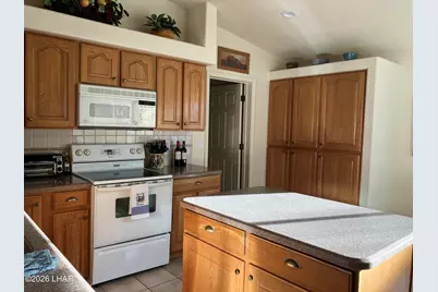 2261 Buckingham Blvd, Lake Havasu City, AZ 86404 - Photo 5
