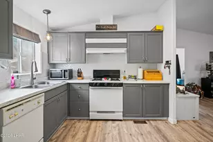 2773 Hillcrest Dr, Parker, AZ 85344 - Photo 15