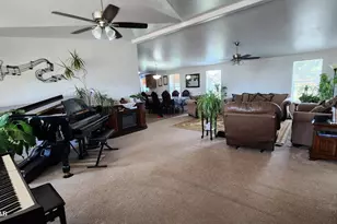 35448 2nd St, Wenden, AZ 85357 - Photo 9