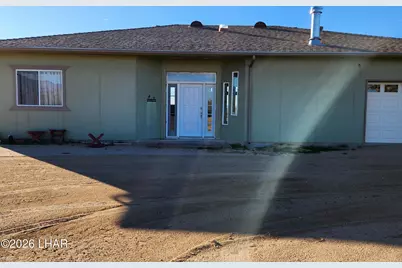 19310 S John Wayne Rd, Yucca, AZ 86438 - Photo 1