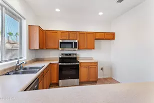 1974 E Folzman Dr, Lake Havasu City, AZ 86404 - Photo 9