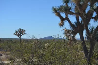 2279 E Margaret Dr, Yucca, AZ 86438 - Photo 15