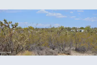 2279 E Margaret Dr, Yucca, AZ 86438 - Photo 75