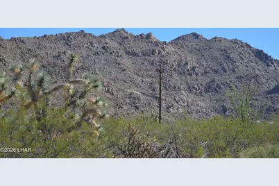 2279 E Margaret Dr, Yucca, AZ 86438 - Photo 31