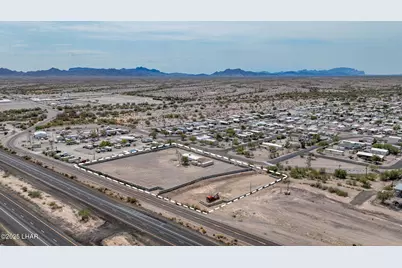 641 W Kuehn St, Quartzsite, AZ 85346 - Photo 11