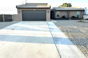 3360 Pintail Dr, Lake Havasu City, AZ 86406 - Photo 1