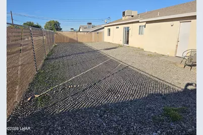 2068 Rainbow Ave N, Lake Havasu City, AZ 86403 - Photo 23