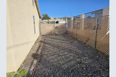 2068 Rainbow Ave N, Lake Havasu City, AZ 86403 - Photo 21