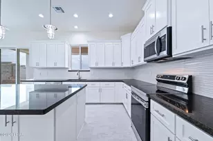 1946 E Via San Marino, Fort Mohave, AZ 86426 - Photo 17