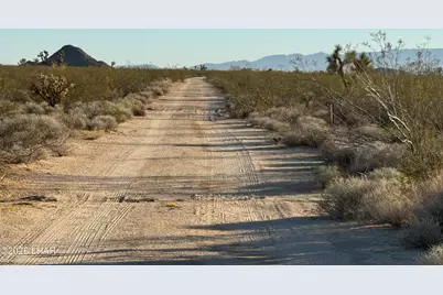 208-26-114 S Red Lake Rd S, Yucca, AZ 86438 - Photo 9