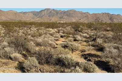 208-26-114 S Red Lake Rd S, Yucca, AZ 86438 - Photo 5