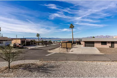 2216 Alpine Dr, Lake Havasu City, AZ 86403 - Photo 41