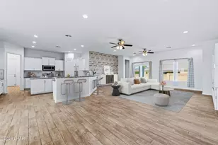 2385 Corwin Rd, Bullhead City, AZ 86442 - Photo 9