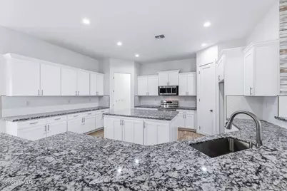 2385 Corwin Rd, Bullhead City, AZ 86442 - Photo 27