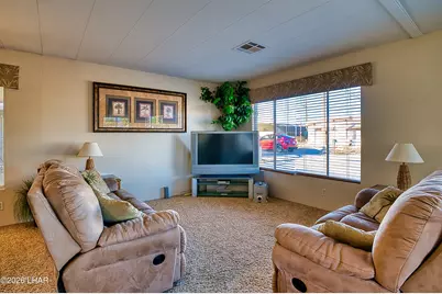 225 N Moonlight Dr, Parker, AZ 85344 - Photo 9