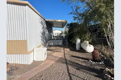 746 W Falcon Dr, Quartzsite, AZ 85346 - Photo 27