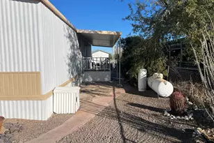 746 W Falcon Dr, Quartzsite, AZ 85346 - Photo 27