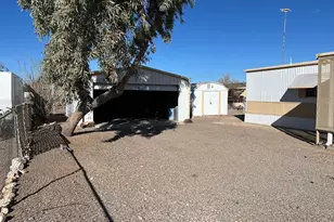 746 W Falcon Dr, Quartzsite, AZ 85346 - Photo 19