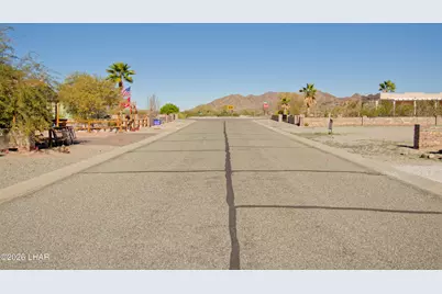 49576 Turquoise Ave, Quartzsite, AZ 85346 - Photo 27