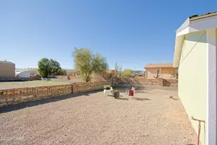 49576 Turquoise Avenue, Quartzsite, AZ 85346 - Photo 23