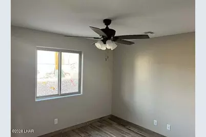 2375 Cloverlawn Dr #102, Lake Havasu City, AZ 86403 - Photo 9