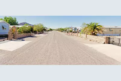 860 S Connor Ln, Quartzsite, AZ 85346 - Photo 27