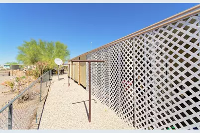 860 S Connor Ln, Quartzsite, AZ 85346 - Photo 21