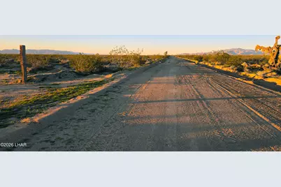 2455 S Lone Ranger Rd, Yucca, AZ 86438 - Photo 11