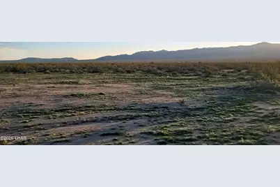 2455 S Lone Ranger Rd, Yucca, AZ 86438 - Photo 9