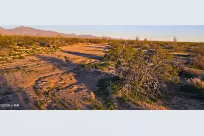 2455 S Lone Ranger Rd, Yucca, AZ 86438 - Photo 13