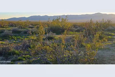 2455 S Lone Ranger Rd, Yucca, AZ 86438 - Photo 15