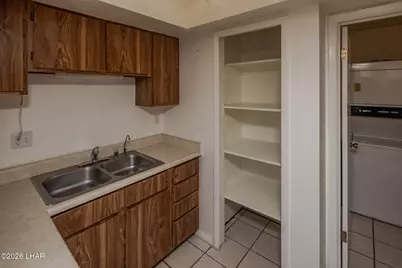 2301 McCulloch Blvd N #J, Lake Havasu City, AZ 86403 - Photo 13