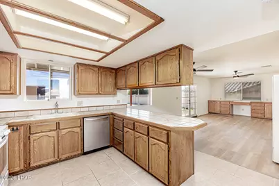 2880 Thistle Dr, Lake Havasu City, AZ 86406 - Photo 7