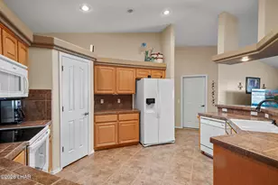 2745 Bamboo Dr, Lake Havasu City, AZ 86404 - Photo 7