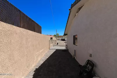 3681 Yucca Dr, Lake Havasu City, AZ 86404 - Photo 31