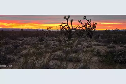 517 S Dale Evans Rd, Yucca, AZ 86438 - Photo 7