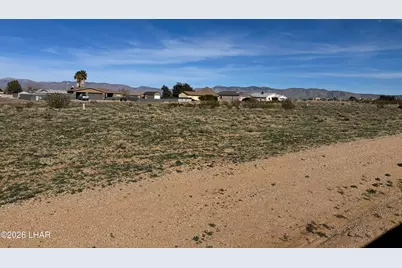 7681 E Chuckawalla Dr, Kingman, AZ 86401 - Photo 3