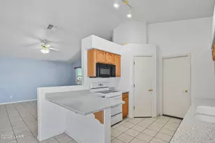 10106 N Concho Dr, Kingman, AZ 86401 - Photo 9