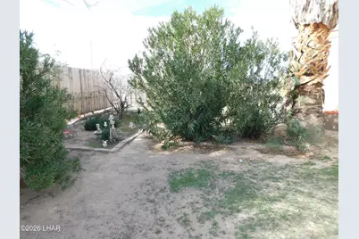 52040 Star St, Quartzsite, AZ 85346 - Photo 27