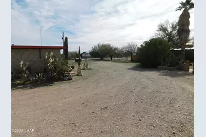 52040 Star St, Quartzsite, AZ 85346 - Photo 35