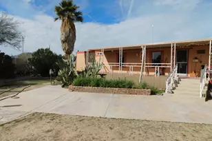 52040 Star St, Quartzsite, AZ 85346 - Photo 25